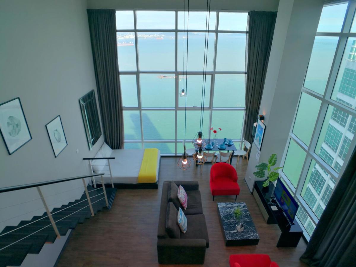 Maritime Suites By Comfy George Town Exteriör bild