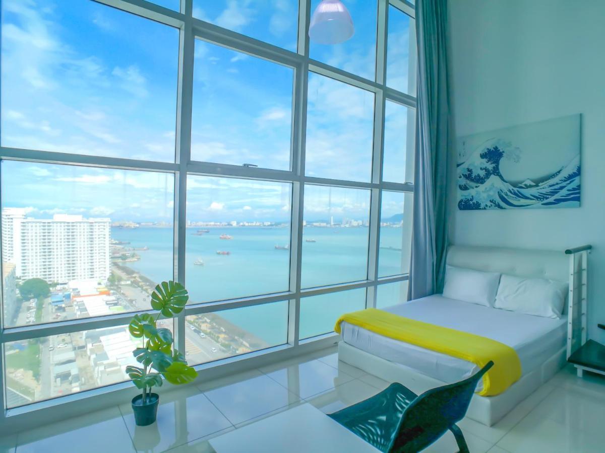 Maritime Suites By Comfy George Town Exteriör bild