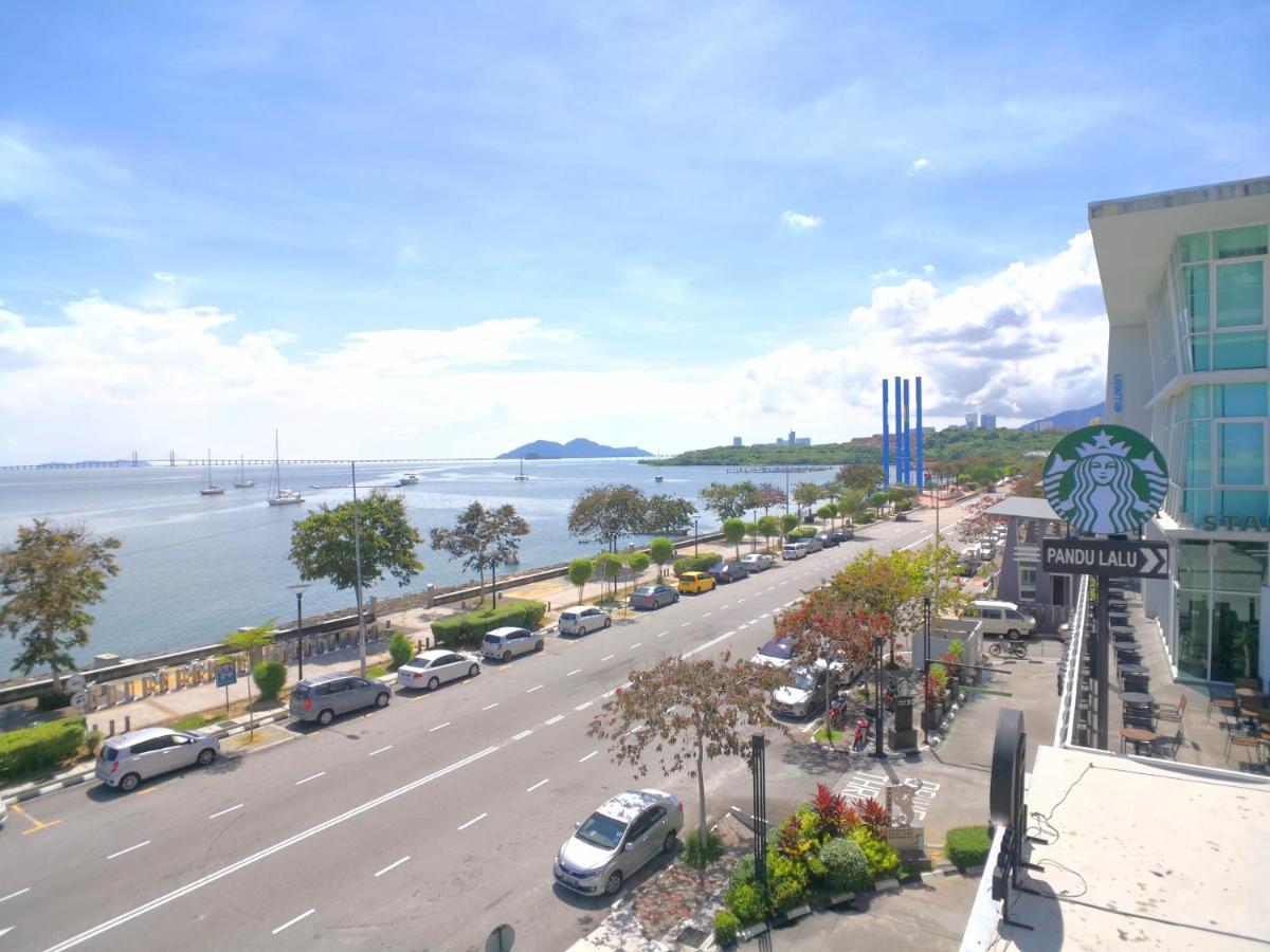 Maritime Suites By Comfy George Town Exteriör bild