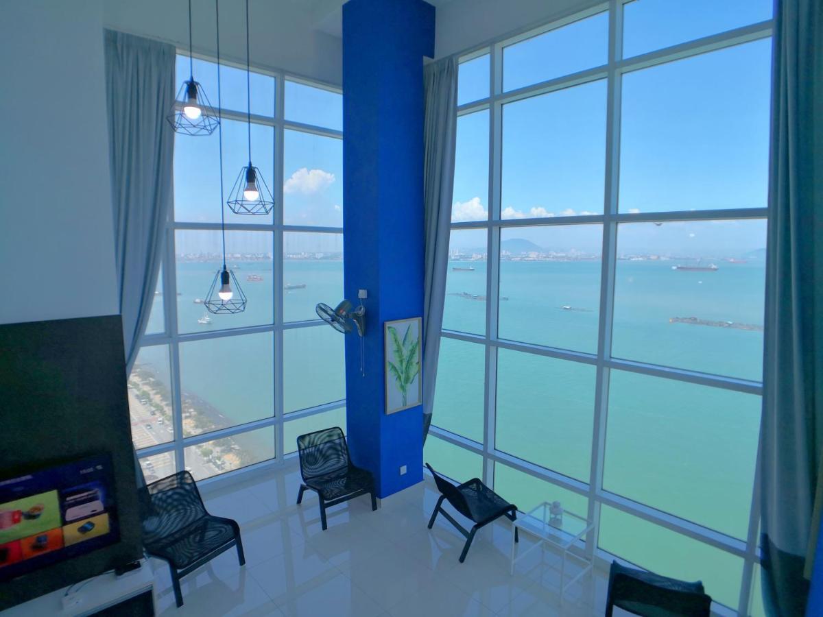 Maritime Suites By Comfy George Town Exteriör bild